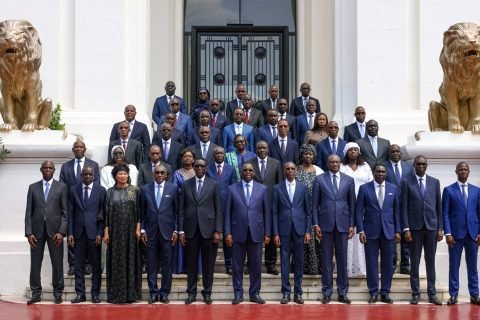 photo officielle du gouvernement du senegal amadouba conseil des ministres